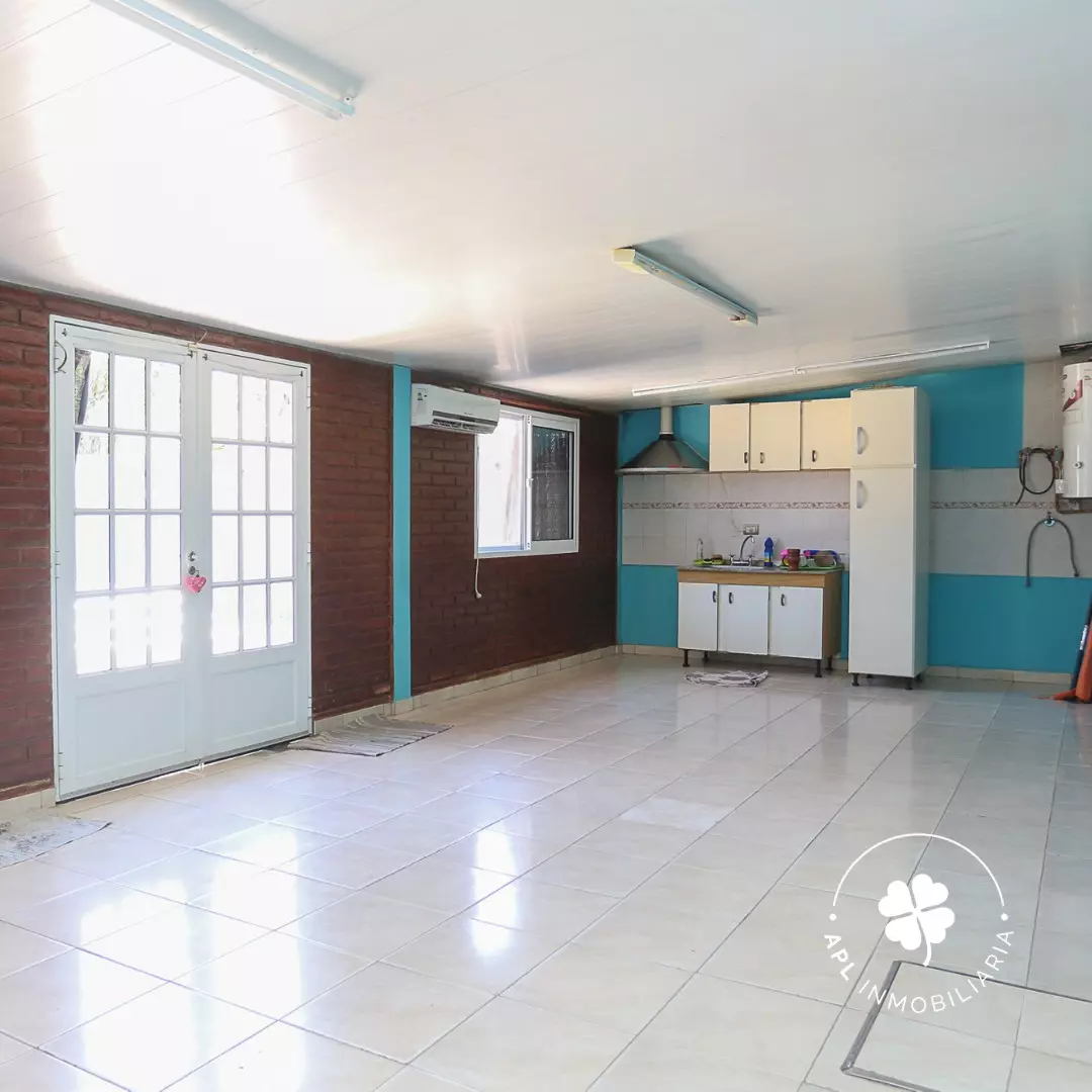 APL Inmobiliaria vende: Casa en Pedroni 3300, Santo Tomé, Santa Fe.