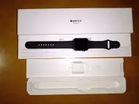 Vendo Apple Watch Series 3 (GPS) - Caja de aluminio space gray de 42 mm - Correare