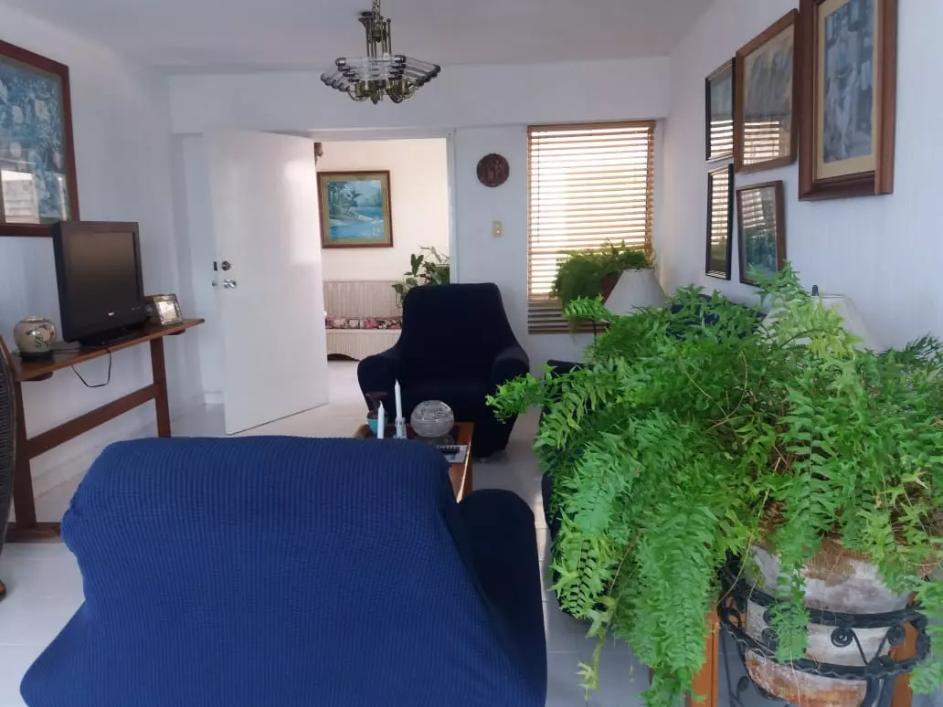 Vendo hermoso apartamento ubicado en una de las mejores zonas del vedado, Cuba