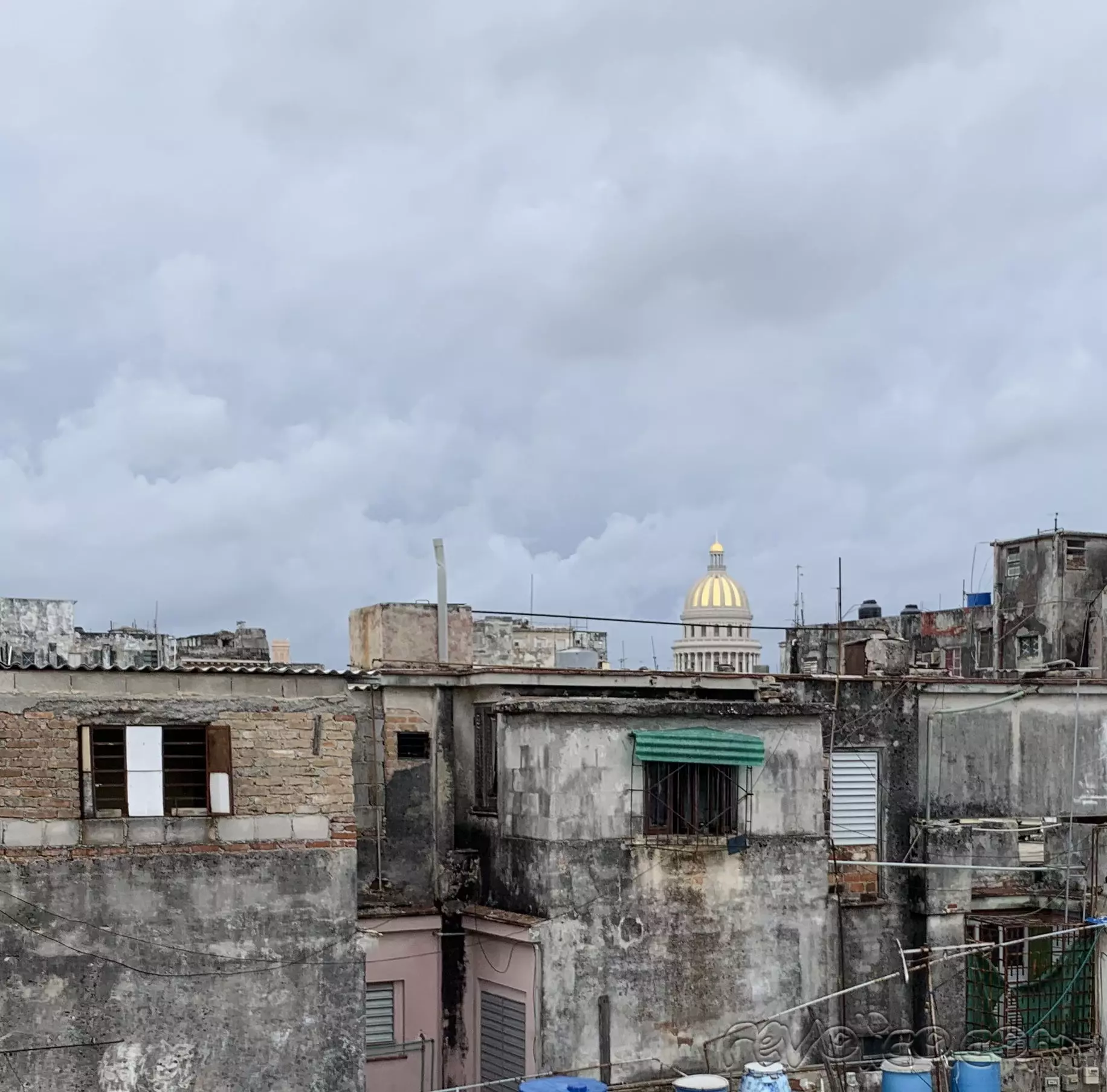 Vendo apartamento de lujo en la Habana Vieja listo para vivir o alquilar 5673455
