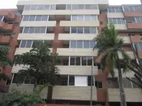 Apartamento en venta Urb. Campo Alegre Cod. 20-14288re